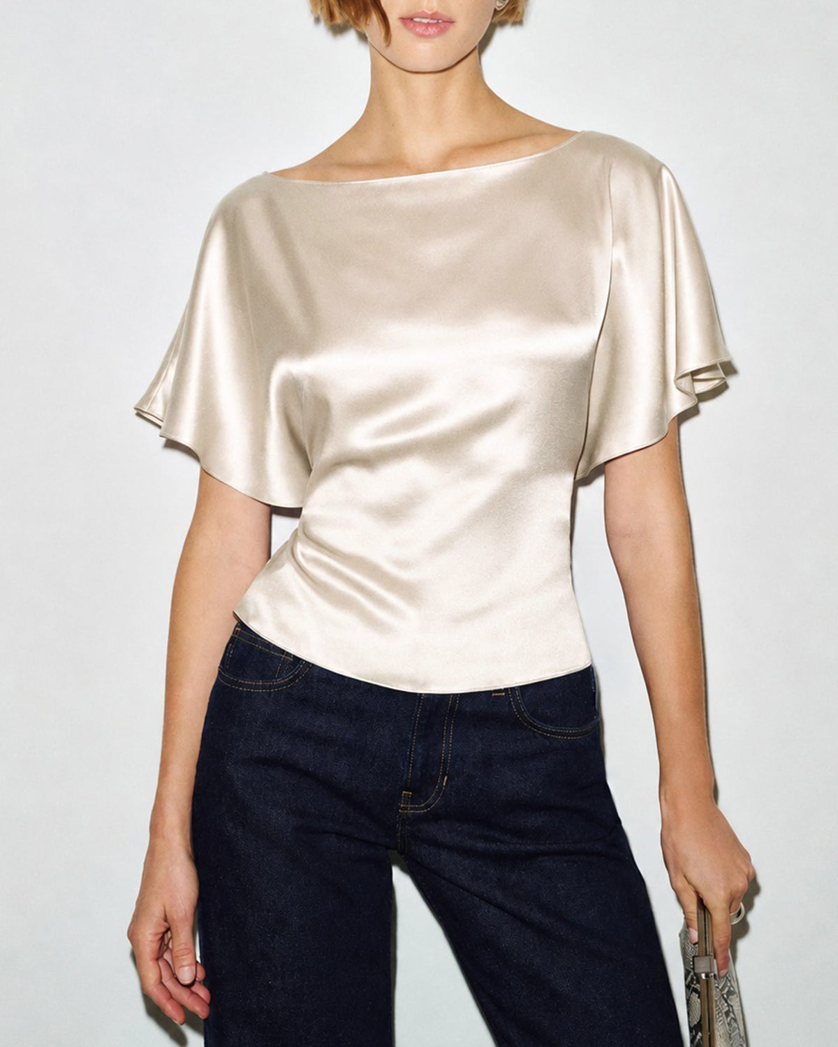 Apricot Top met Boothals en Strikdetail